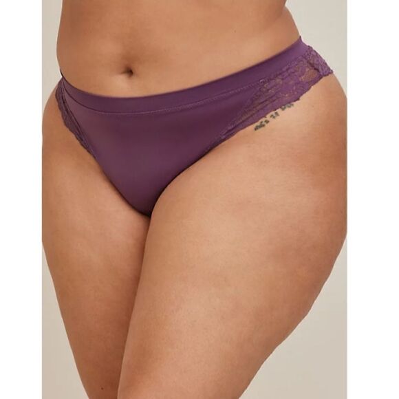 Seamless Flirt Mid-Rise Thong - Picture 2 of 4